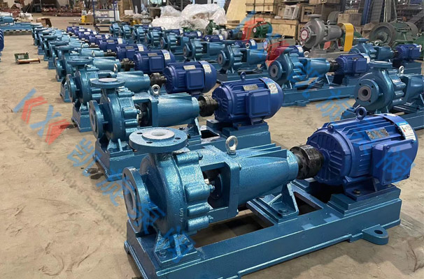 IHF氟合金離心泵發(fā)貨現(xiàn)場(chǎng)